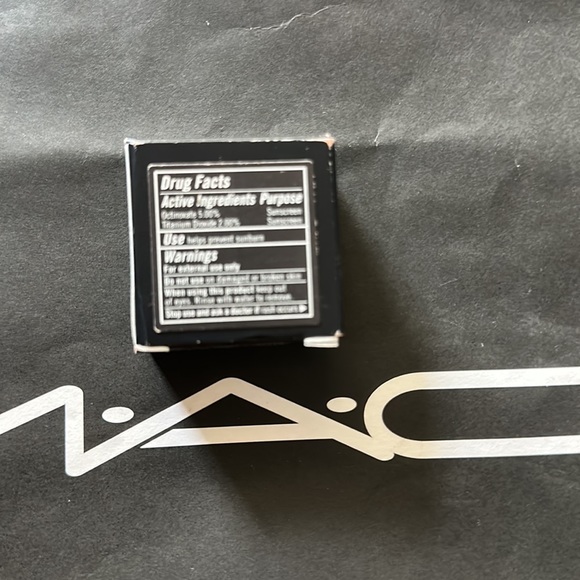 MAC Cosmetics Studio Finish Concealer SPF 35 Broad Spectrum NC50 Brand New - Picture 4 of 9